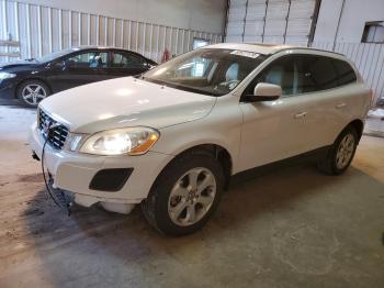  Salvage Volvo XC60