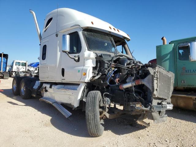  Salvage Freightliner Cascadia 1