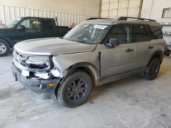  Salvage Ford Bronco