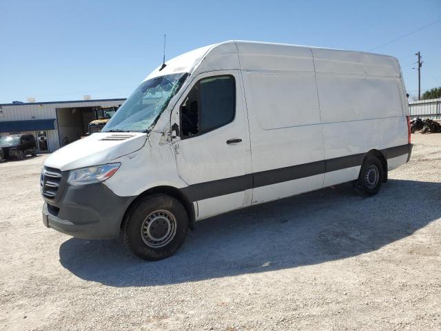  Salvage Mercedes-Benz Sprinter