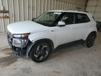  Salvage Hyundai VENUE