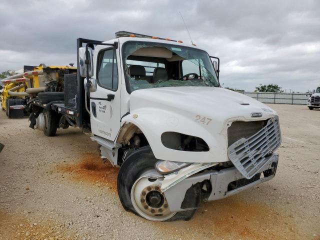  Salvage Freightliner M2 106 Med