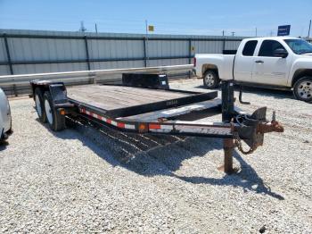  Salvage Towm Trailer