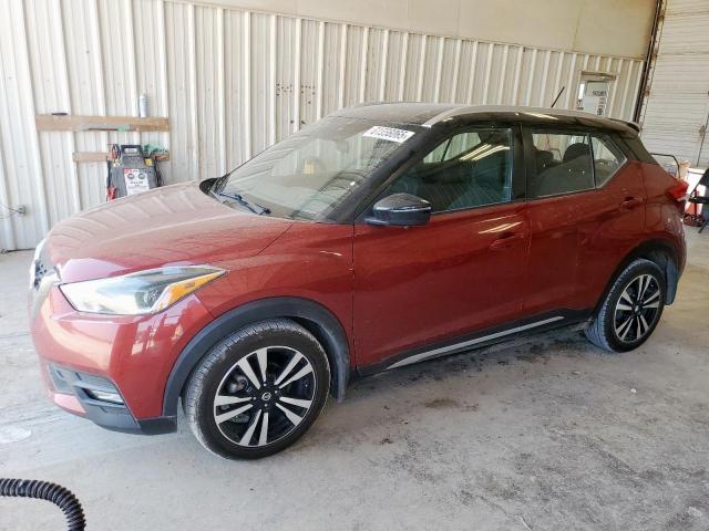  Salvage Nissan Kicks