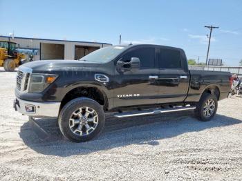  Salvage Nissan Titan