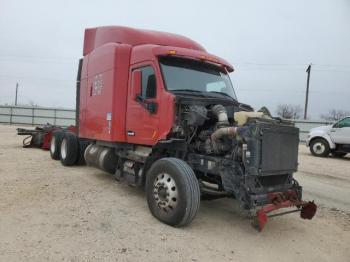  Salvage Peterbilt 579