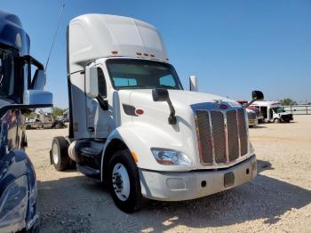  Salvage Peterbilt Tractor 579
