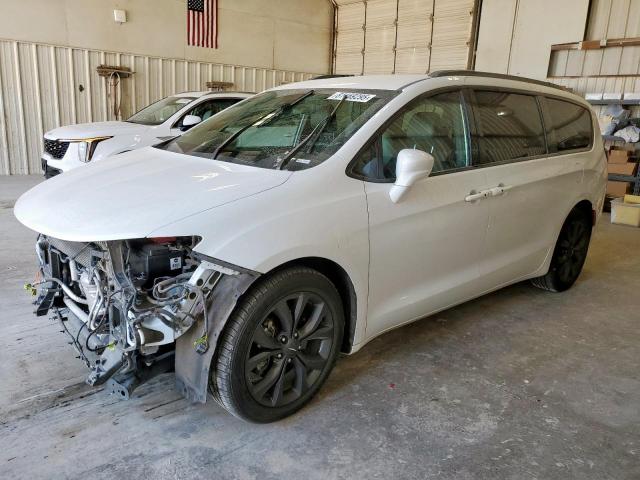  Salvage Chrysler Pacifica
