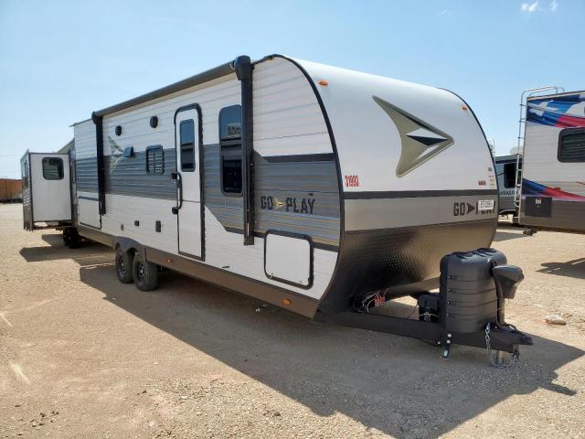  Salvage Highland Ridge Rv