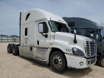  Salvage Freightliner Cascadia 125