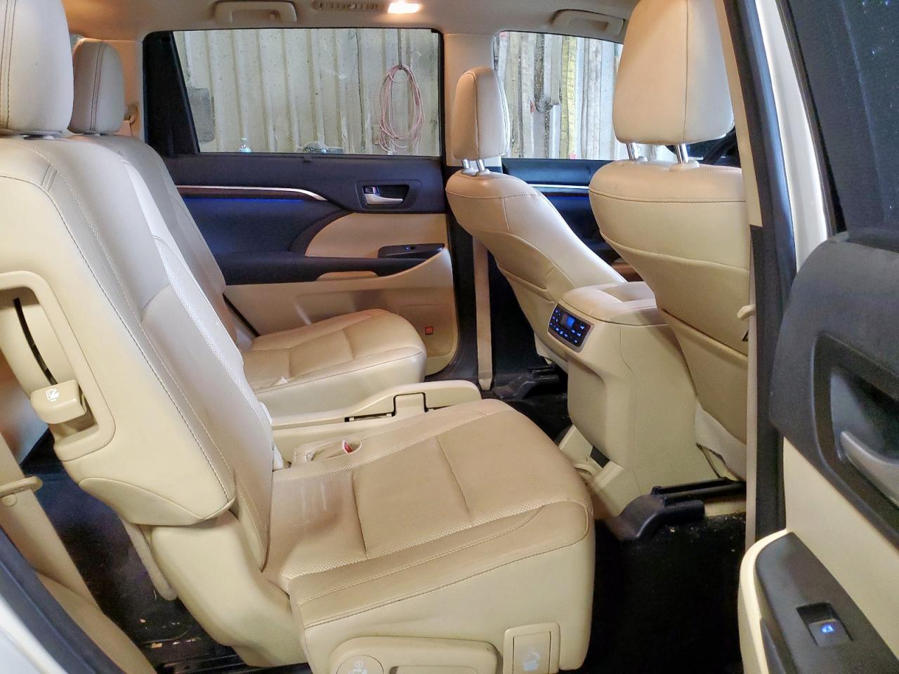 Toyota Highlander Limited Image 12