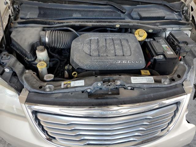 Chrysler Minivan Touring Image 10