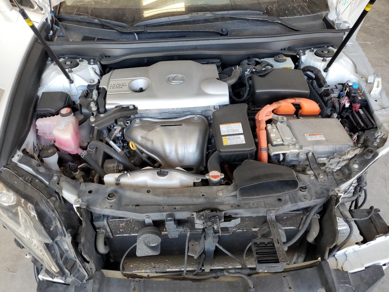 Lexus Es 300h Image 13