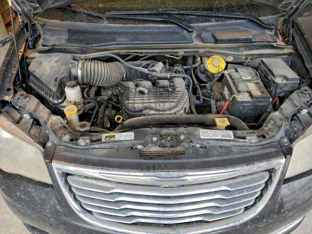 Chrysler Minivan Touring Image 10