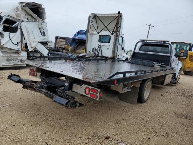 Ford F-650 Super Duty Image 6