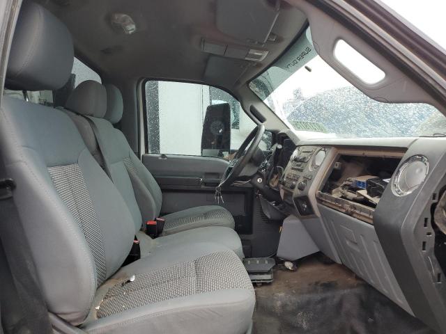 Ford F-650 Super Duty Image 8