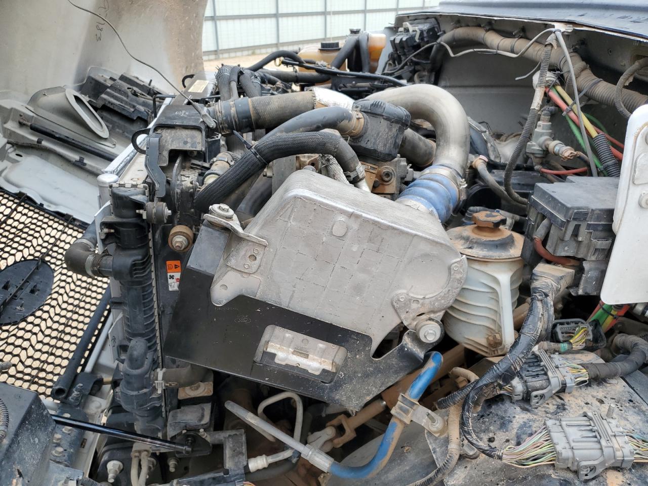 Ford F-650 Super Duty Image 9