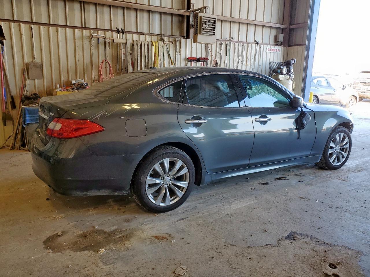 INFINITI M37 Image 8