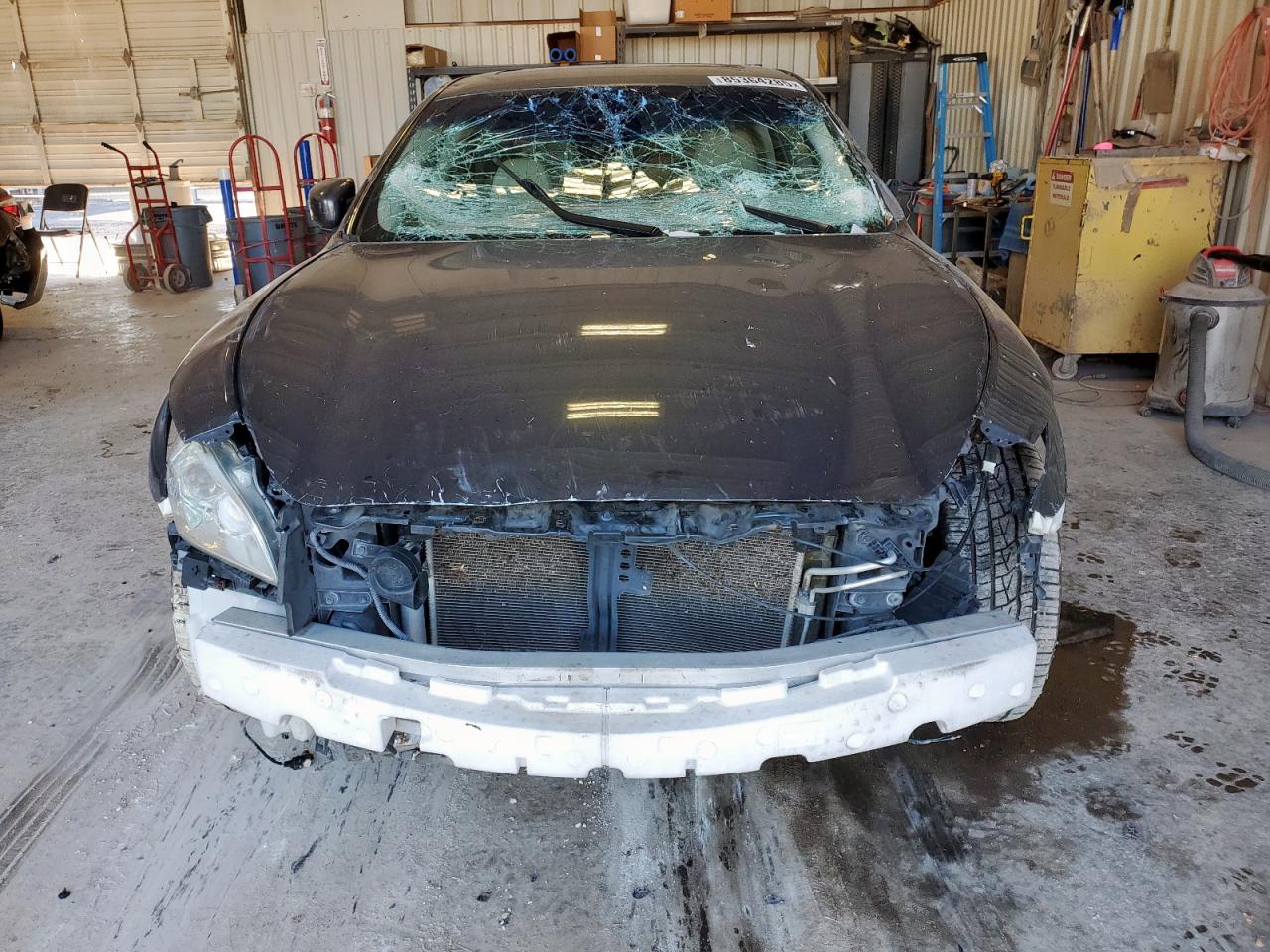 INFINITI M37 Image 2