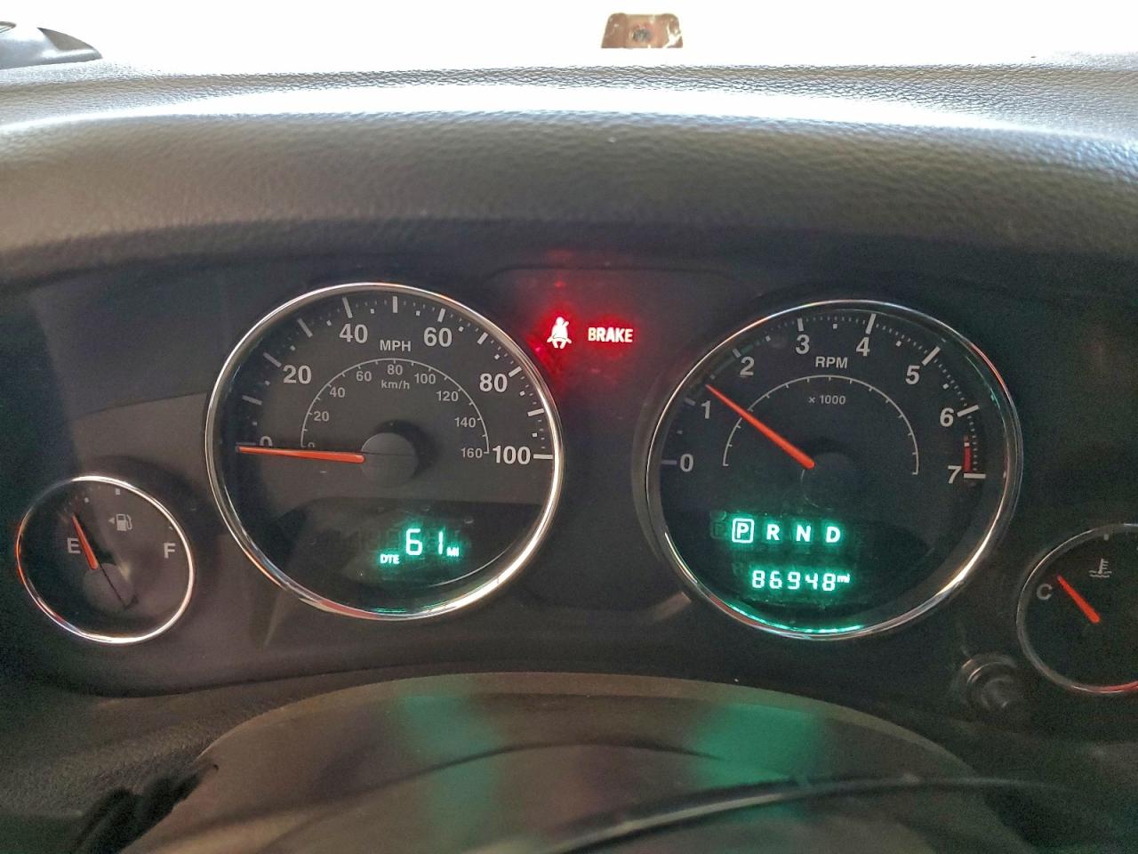 Jeep Wrangler Sport Image 3