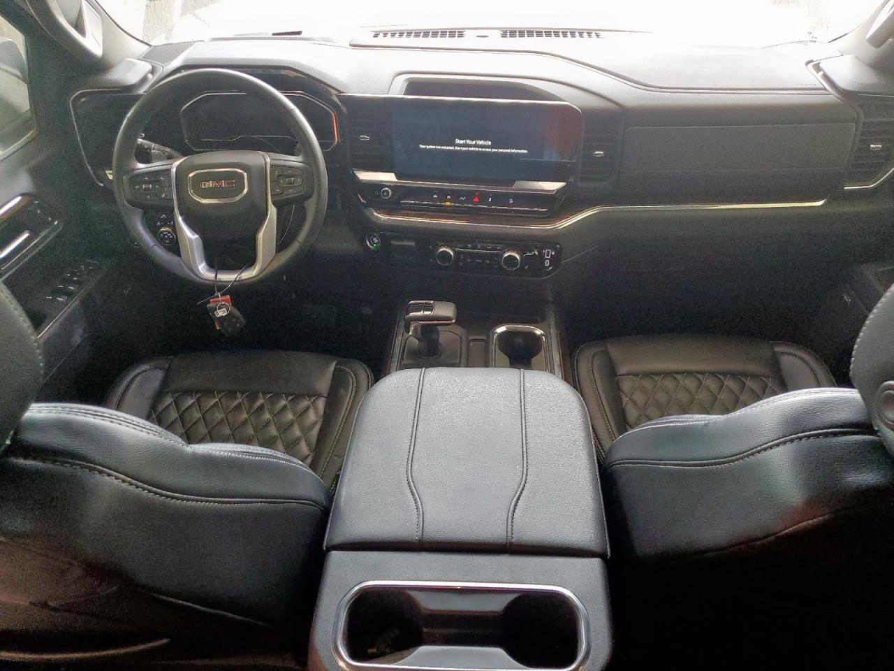 GMC Sierra K1500 Elevation Image 11