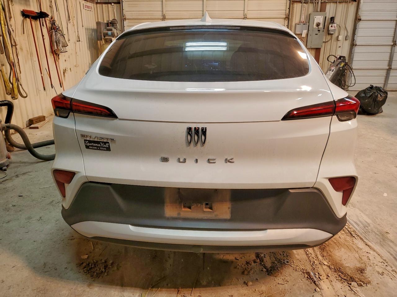 Buick Envista Pr Preferred Image 2