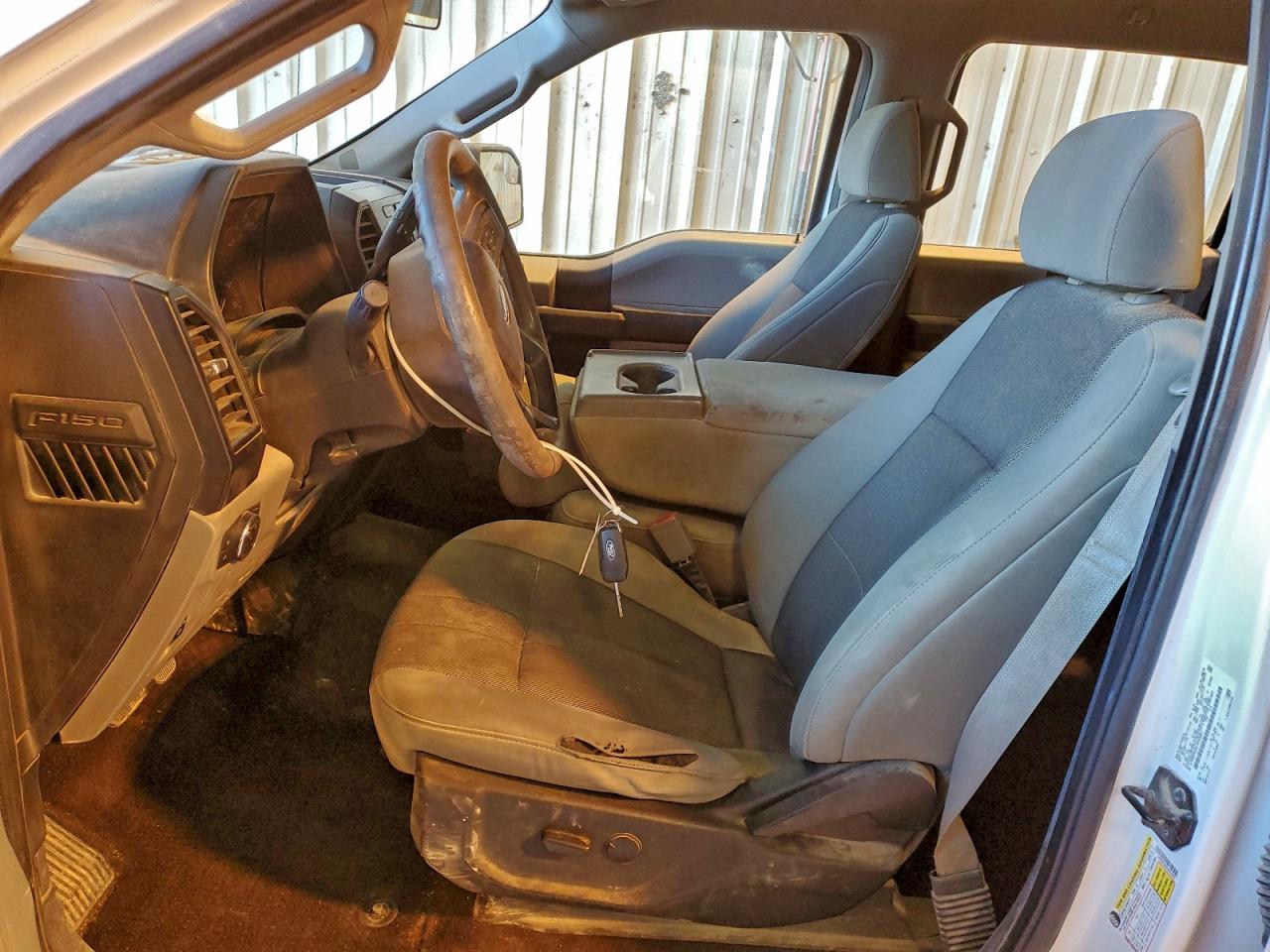 Ford F-150 Supercrew Image 7