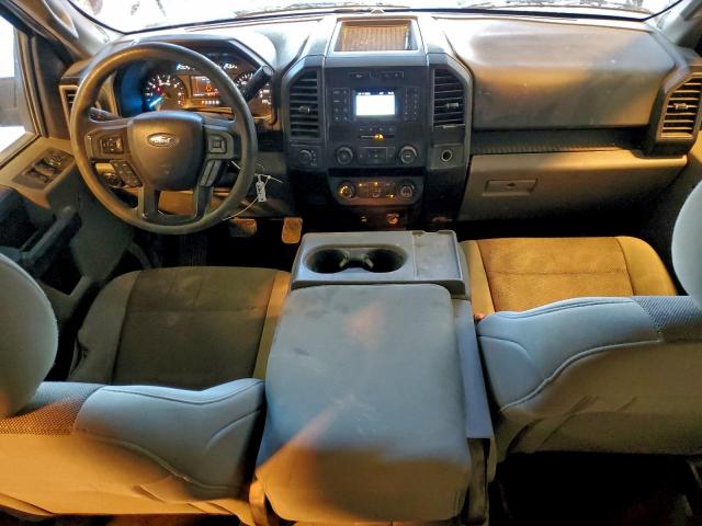 Ford F-150 Supercrew Image 11