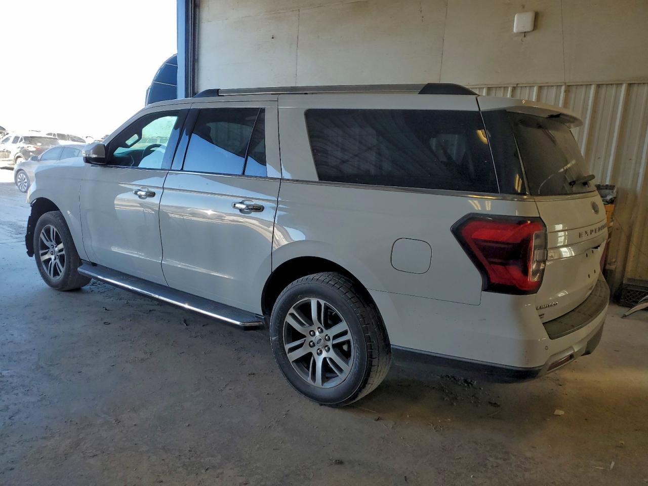 Ford Expedition Max Limited Image 4