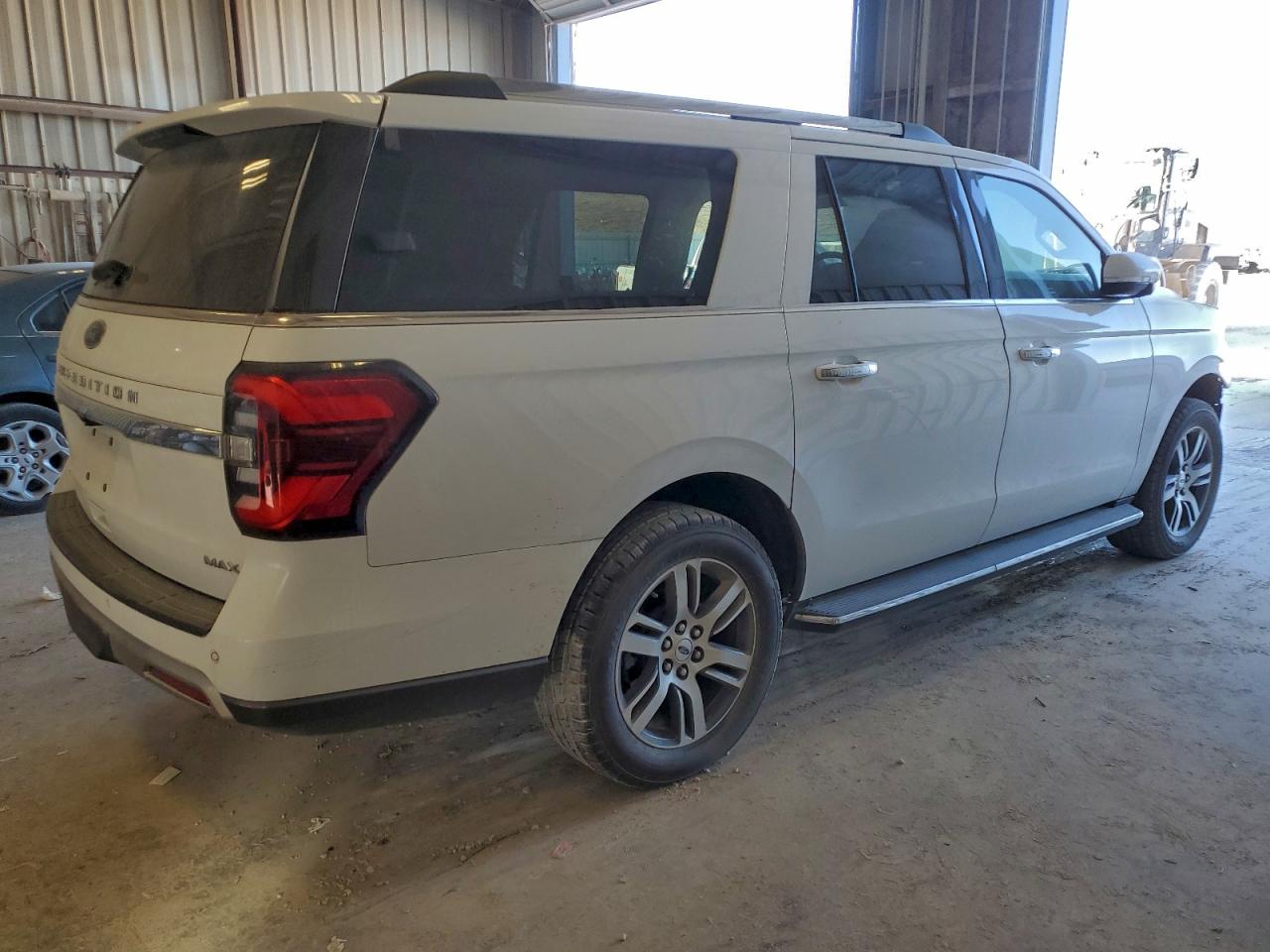 Ford Expedition Max Limited Image 2