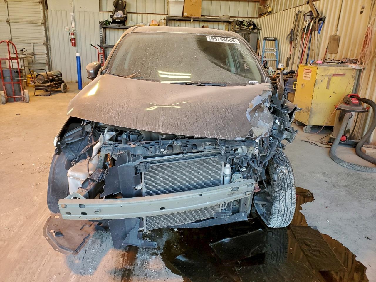 Nissan Versa S Image 7