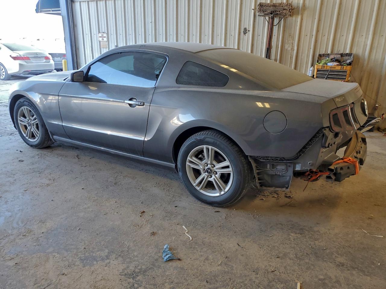 Ford Mustang Image 5