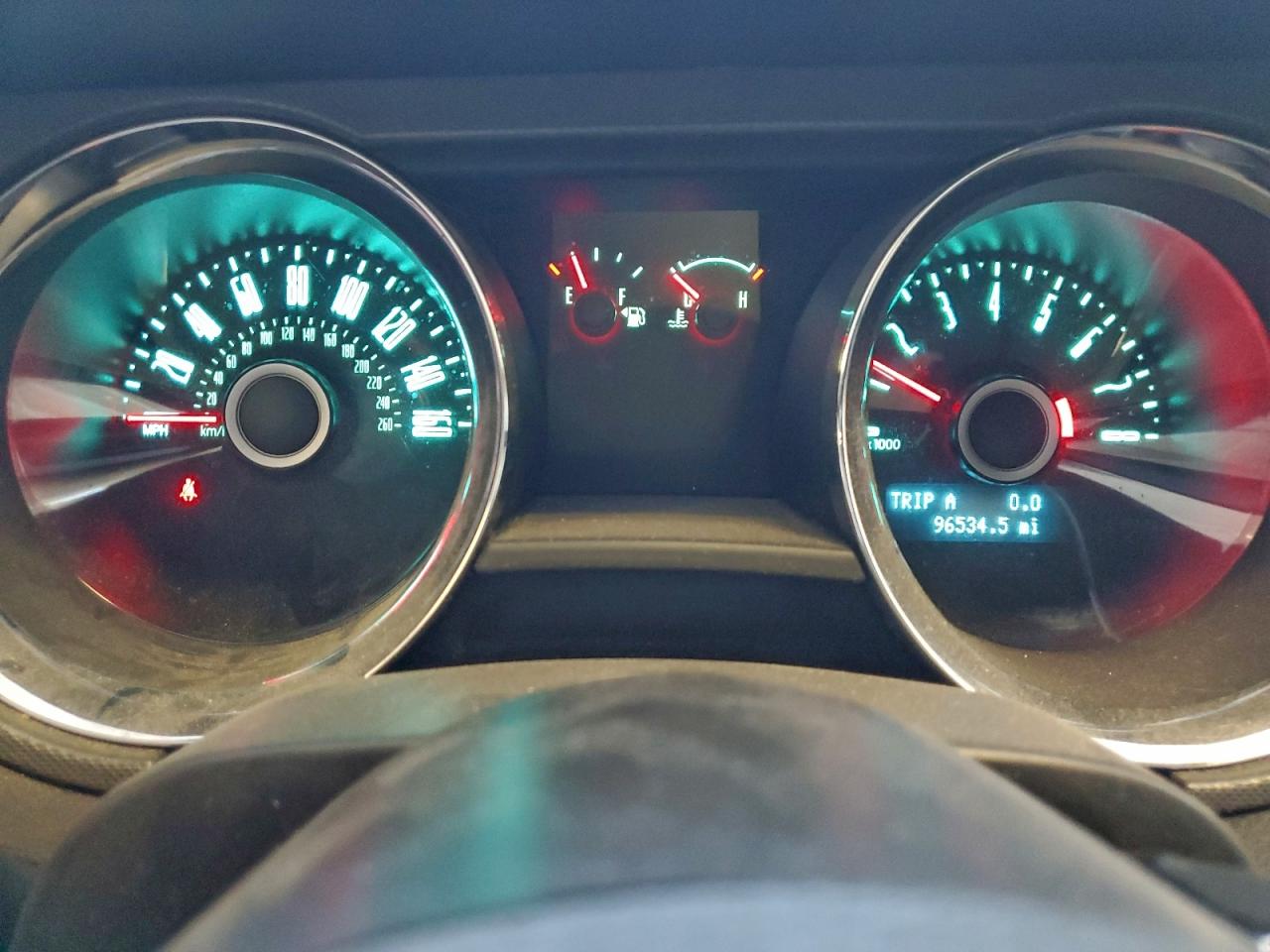 Ford Mustang Image 8