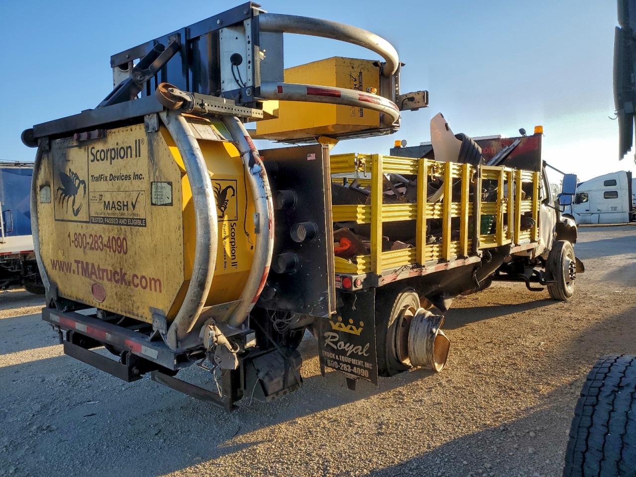 Freightliner M2 106 Medium Duty Image 9