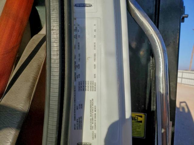 Freightliner M2 106 Medium Duty Image 13