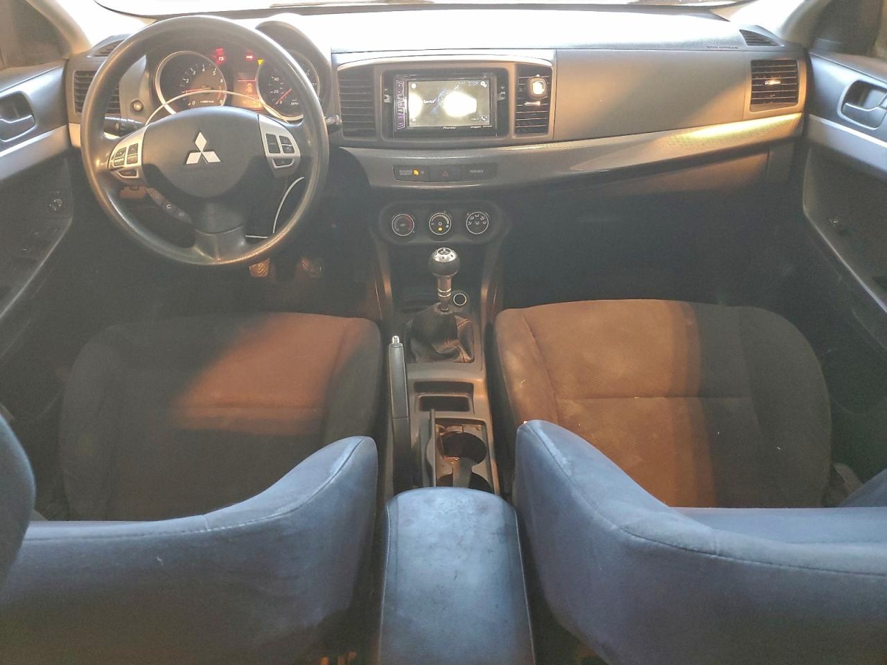 Mitsubishi Lancer Es/es Sport Image 8