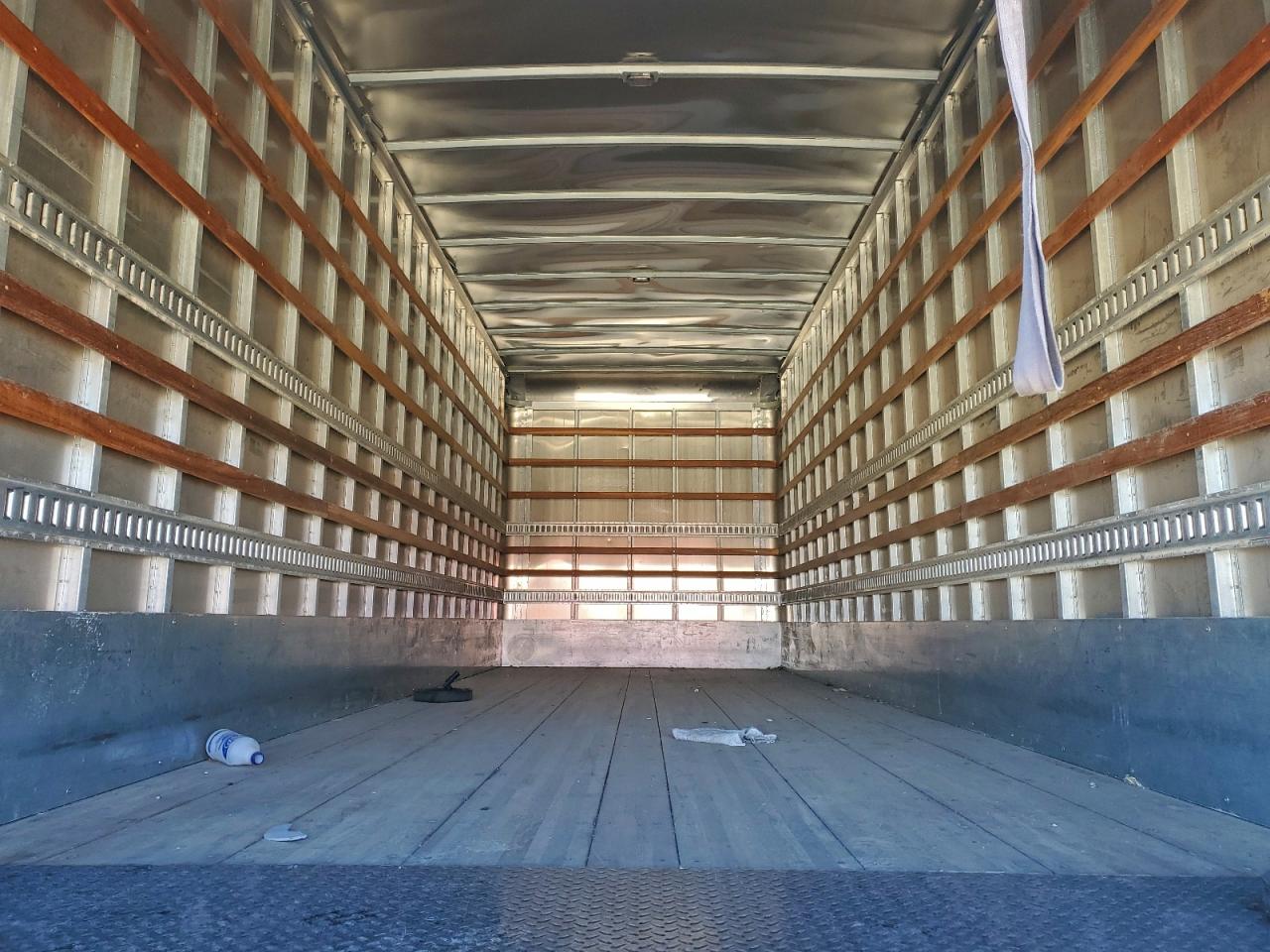 Freightliner M2 106 Medium Duty Image 8