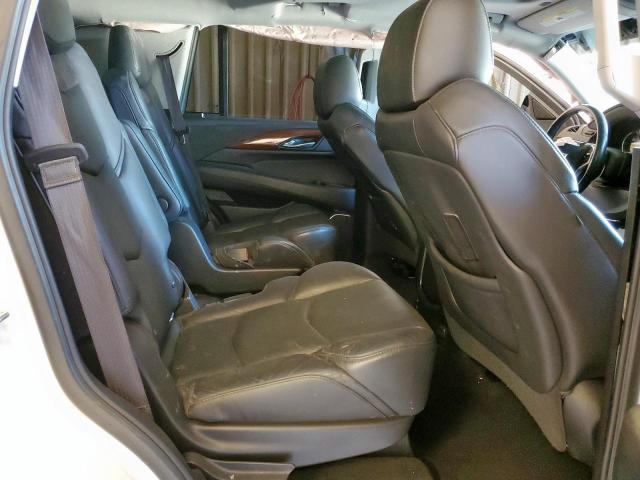 Cadillac Escalade Luxury Image 5